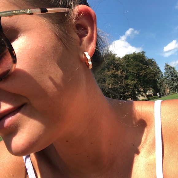 Kate Spade ♠️ Gold and White Hoops - Picture 3 of 4